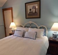 Tiffany's Country Cottages - Accommodation in Bendigo