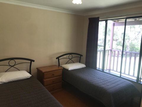 Tinglewood Cabins - Accommodation in Bendigo 1