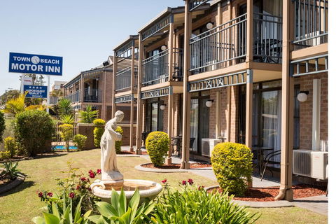 Town Beach Motor Inn Port Macquarie - Accommodation in Bendigo 0