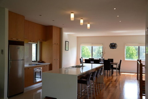 Track 4 - Accommodation in Bendigo 0