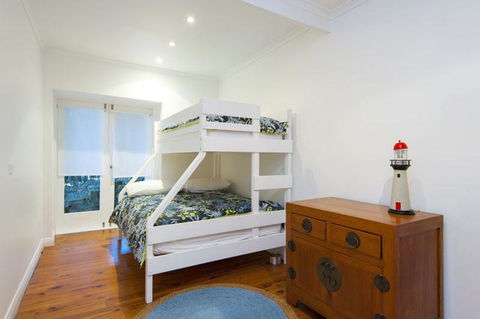 Treehouse Palm Beach - Accommodation in Bendigo 1