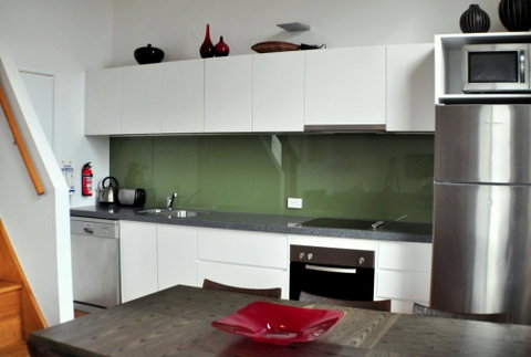 Triggerplant 4-DPA - Accommodation in Bendigo 1