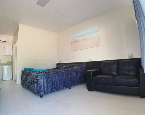 Tropical City Motor Inn - Accommodation in Bendigo 2