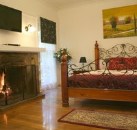 Tudor Cottages - Accommodation in Bendigo