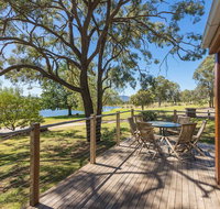 Two Doors - Accommodation in Bendigo