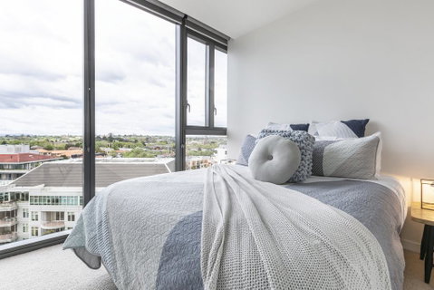 Unbridled City & River Views - Accommodation in Bendigo 0