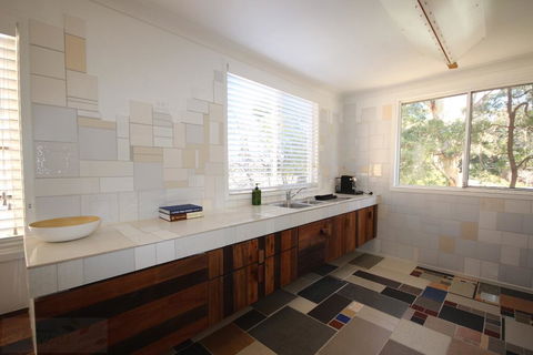 Up-cycle House Blackheath - Accommodation in Bendigo 3