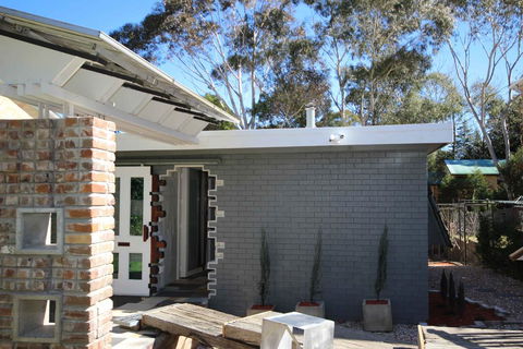 Up-cycle House Blackheath - Accommodation in Bendigo 0