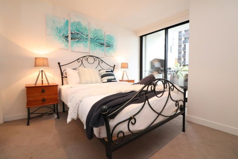 Urban Eden - Pets, Parking, Balcony, Chapel St 260m - Accommodation in Bendigo 1
