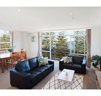 View Of Manly Pines And Waves From Large Apartment - Accommodation in Bendigo