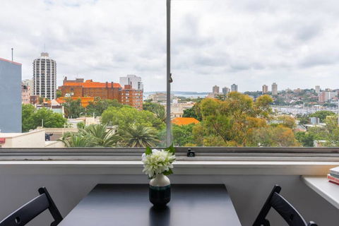Views To Die For// Studio Rushcutters Bay // Free Parking - Accommodation in Bendigo 2