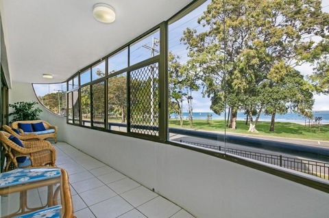 Views, Pool, Air Conditioning - Karoonda Sands Welsby Pde, Bongaree - Accommodation in Bendigo 0