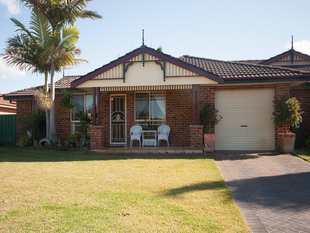 Tea Gardens NSW Accommodation in Bendigo