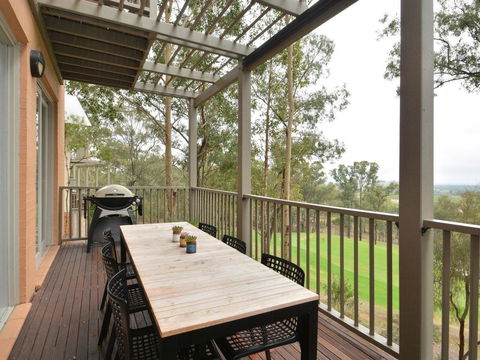 Villa 3br Tranquility Resort Condo Located Within Cypress Lakes Resort (nothing Is More Central) - Accommodation in Bendigo 0