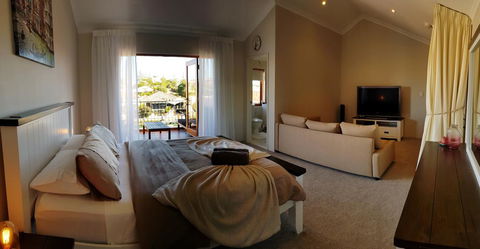 Villa Port Grimaud On Bouvard Island - Accommodation in Bendigo 3