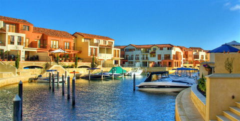 Villa Port Grimaud On Bouvard Island - Accommodation in Bendigo 0