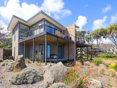 VILLA SARINA - Beautiful Villa In Skenes Creek - Accommodation in Bendigo 1