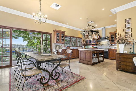 Vinden Estate Homestead - Accommodation in Bendigo 0
