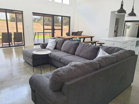 Vines And Stars - Accommodation in Bendigo 0