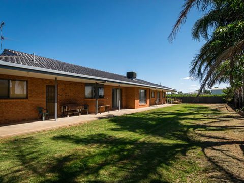 Vineyard Retreat Mildura - Accommodation in Bendigo 2