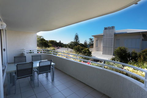 Visit The Cote D'Azur In Sunshine Beach - Accommodation in Bendigo 0