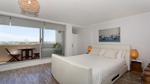 Vista Fremantle - Apartment With A View - Accommodation in Bendigo 1