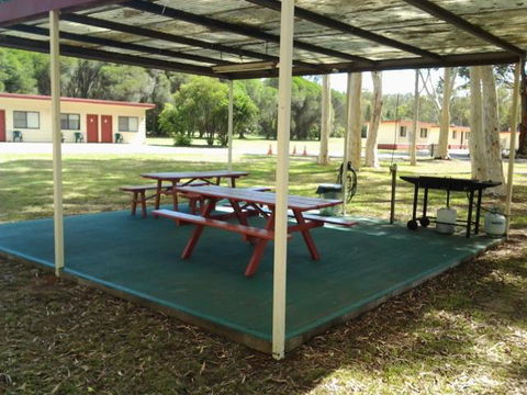 Wagon Wheel Motel & Units - Accommodation in Bendigo 2