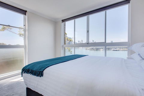 Wake Up To Sydney Harbour - Accommodation in Bendigo 3
