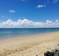 Walk to Beach Queenslander HOME in CBD Hervey Bay - Accommodation in Bendigo