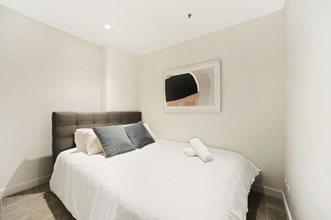 Walking To Darling Harbour, Townhall, QVB,ICC. - Accommodation in Bendigo 1