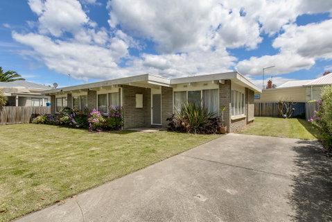 Wander On Bulmer - Accommodation in Bendigo 0