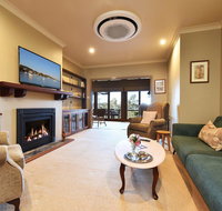 Wangi Waterfront Delight 4br Waterfront Reserve Home - Accommodation in Bendigo