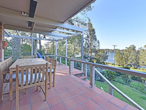Wangi Waterfront Delight Estate - Waterfront Reserve Home - Accommodation in Bendigo 0