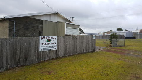 Waratah Falls Holiday Unit - Accommodation in Bendigo 2