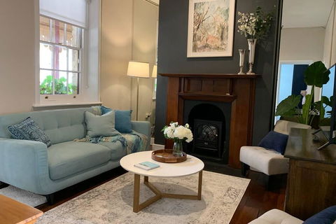 Warders Cottage: Iconic Cottage In The Heart Of Freo - Accommodation in Bendigo 2