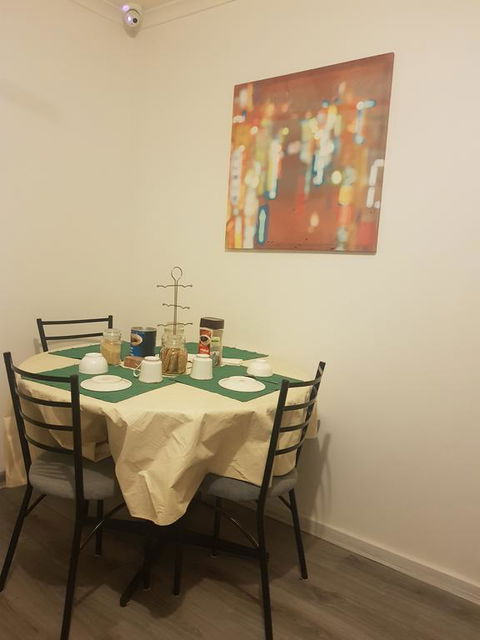 Warm Friendly Family Environment In Braybrook - Accommodation in Bendigo 3