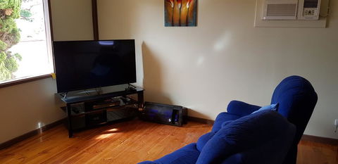 Warmont Apartments Self Contained Home - Accommodation in Bendigo 0