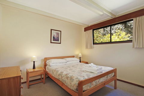 Warrina - Over Looking Ovens River - Accommodation in Bendigo 2
