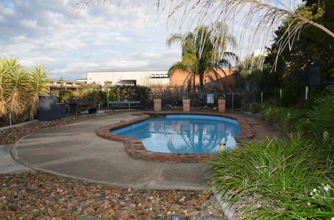 Warwick Motor Inn - Accommodation in Bendigo 1
