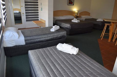 Warwick Vines Motel - Accommodation in Bendigo 1