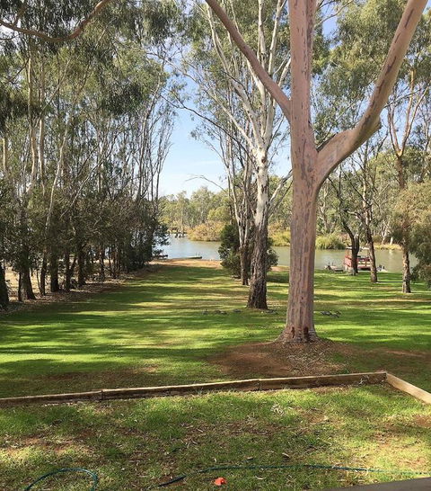 Water's Edge Bundalong - Accommodation in Bendigo 3