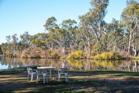 Water's Edge Bundalong - Accommodation in Bendigo 2