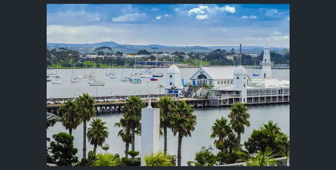 Waterfront (Yarra St) By Gold Star Stays - Accommodation in Bendigo 1