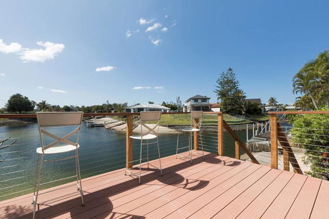 Waterfront Retreat - Accommodation in Bendigo 0