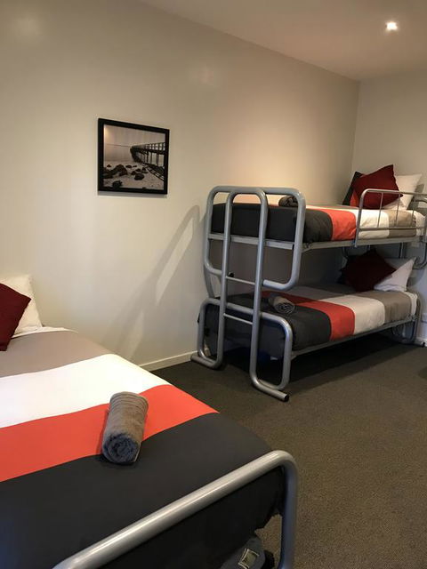 Waterfront@Waves - Accommodation in Bendigo 3