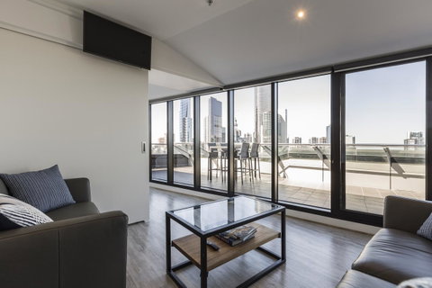 Flinders Luxury Penthouse - Accommodation in Bendigo 3