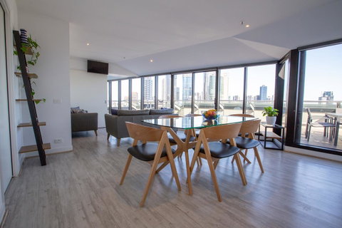 Flinders Luxury Penthouse - Accommodation in Bendigo 0