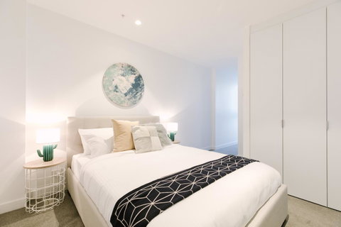 Plush 2BR CBD Apartment Near Southern Cross - Accommodation in Bendigo 10