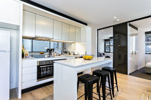 Complete Host Manhattan Apartments - Accommodation in Bendigo 22