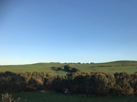 Hillâ€™s Creek Holiday Home - Accommodation in Bendigo 1